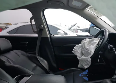 2022 Kia Telluride Lx z USA, uszkodzony, nr VIN 5XYP2DHC7NG223233